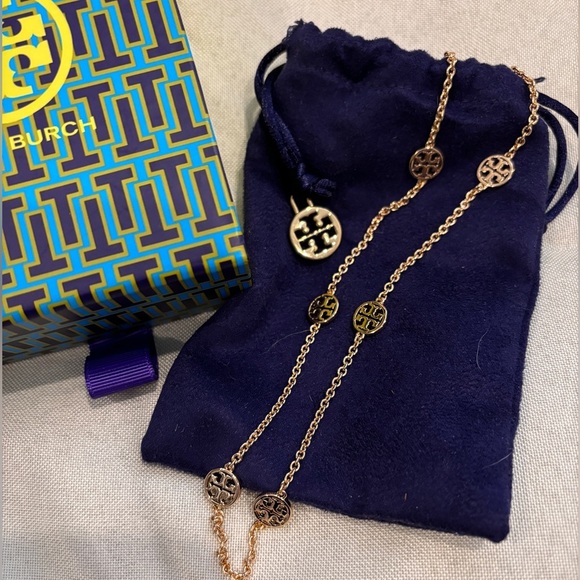 Tory Burch delicate logo necklace - Picture 1 of 1